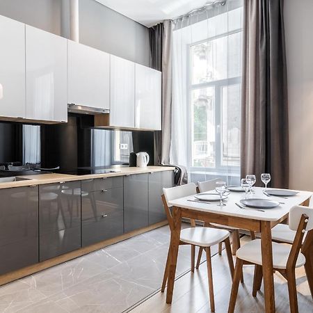 Inshiapartments On Popovycha Str 2 Lviv Ngoại thất bức ảnh