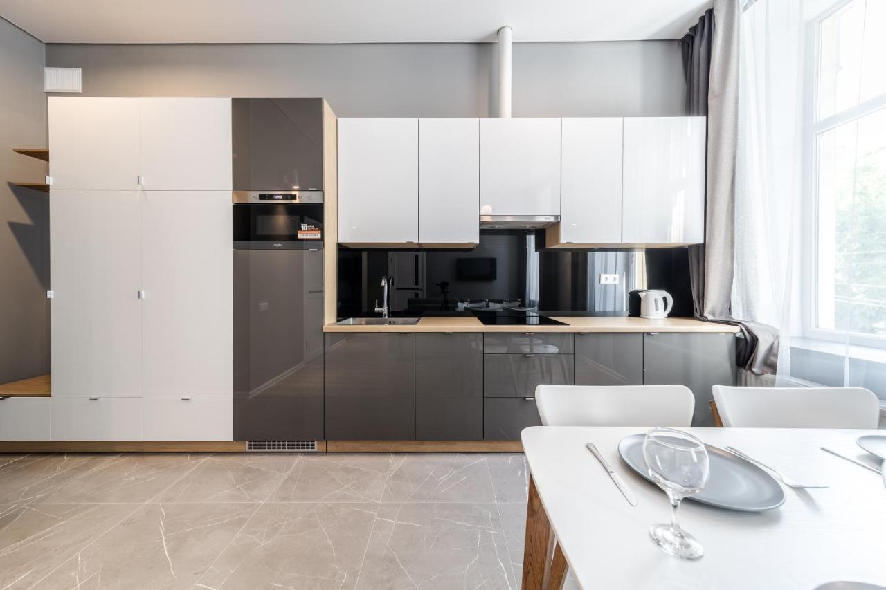Inshiapartments On Popovycha Str 2 Lviv Ngoại thất bức ảnh
