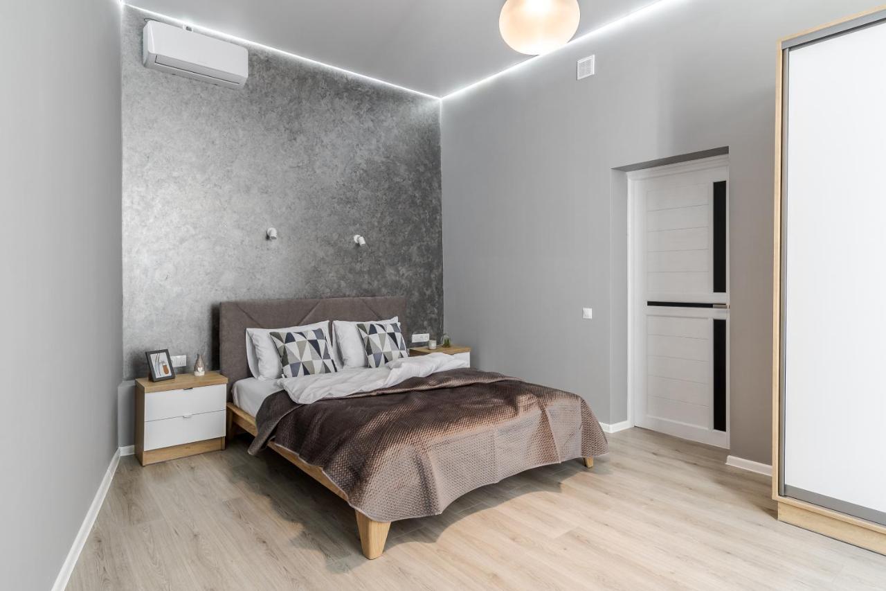 Inshiapartments On Popovycha Str 2 Lviv Ngoại thất bức ảnh
