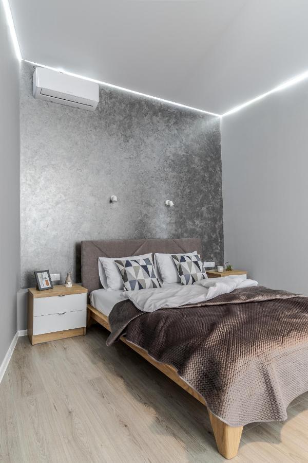 Inshiapartments On Popovycha Str 2 Lviv Ngoại thất bức ảnh
