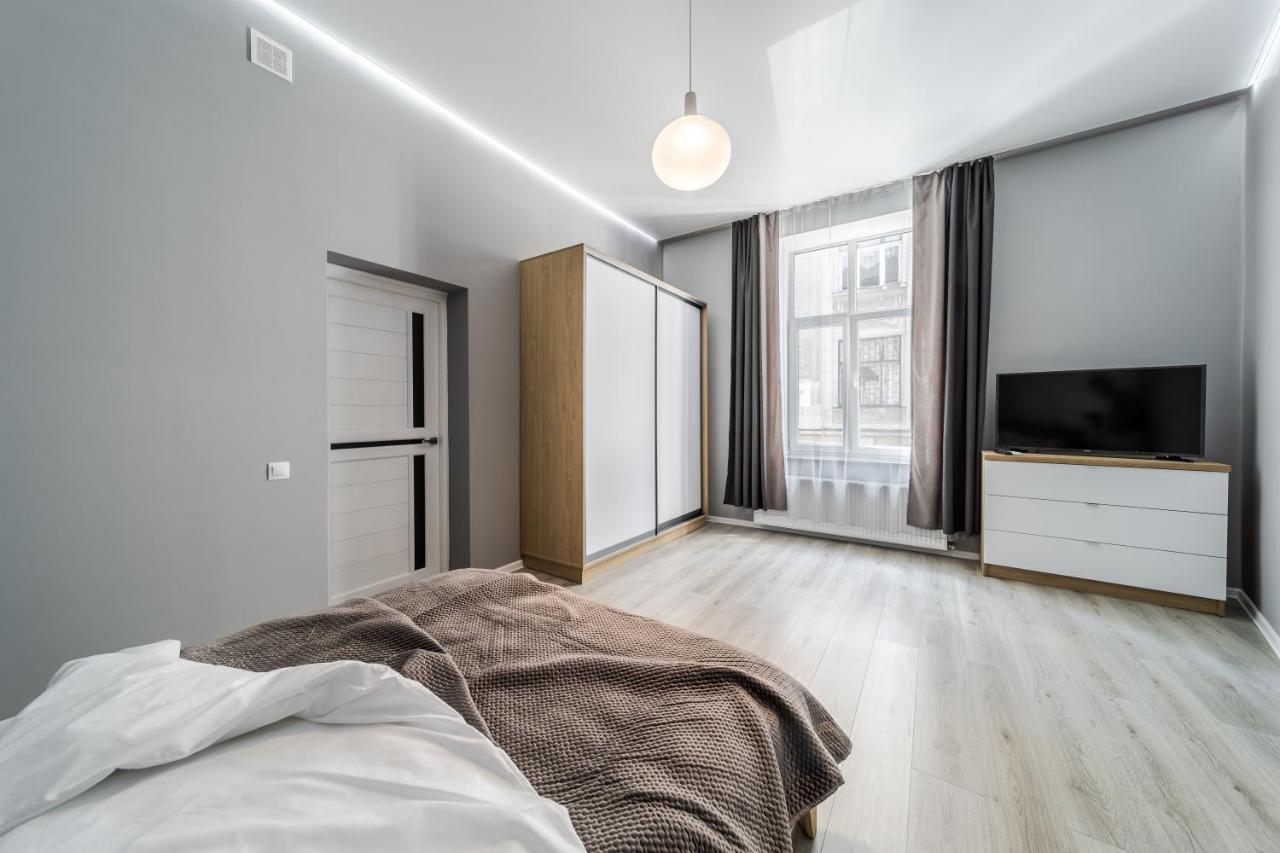 Inshiapartments On Popovycha Str 2 Lviv Ngoại thất bức ảnh