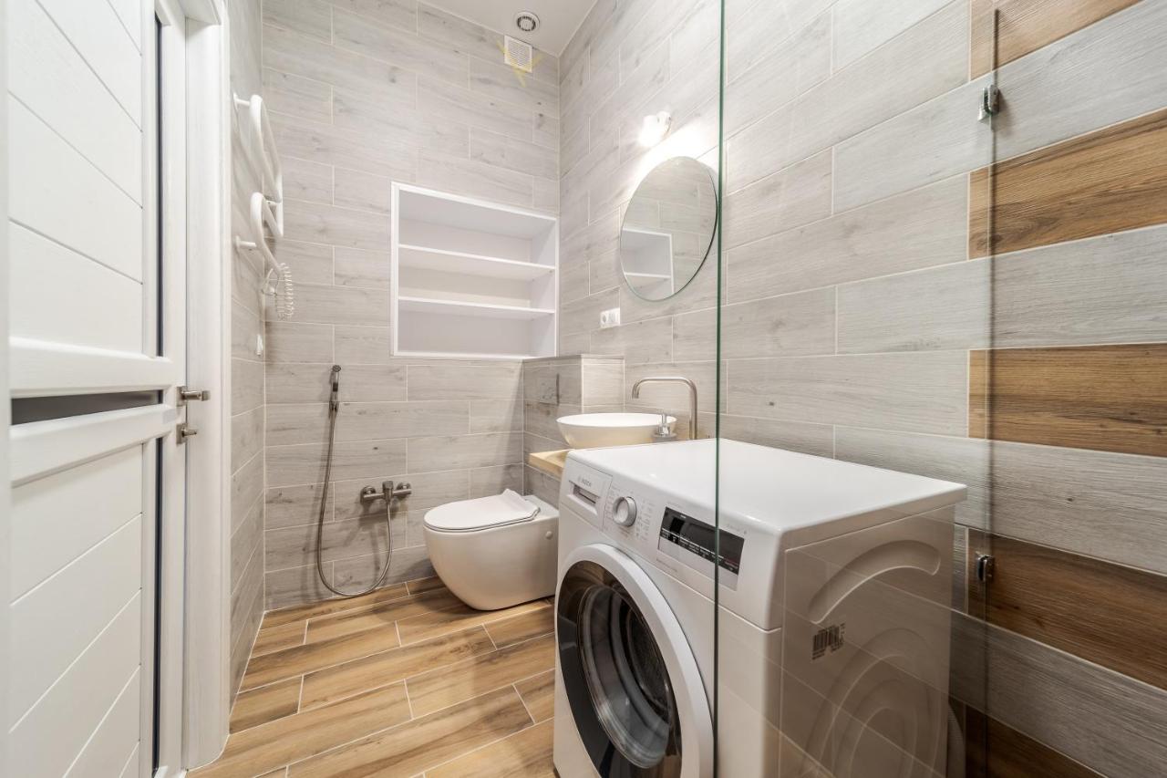 Inshiapartments On Popovycha Str 2 Lviv Ngoại thất bức ảnh